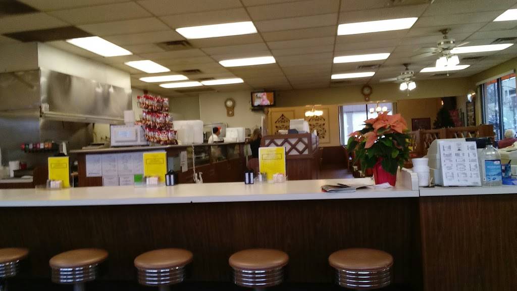 Chili Time Restaurant | restaurant | 4727 Vine St, Cincinnati, OH 45217, USA | 5136411130 OR +1 513-641-1130