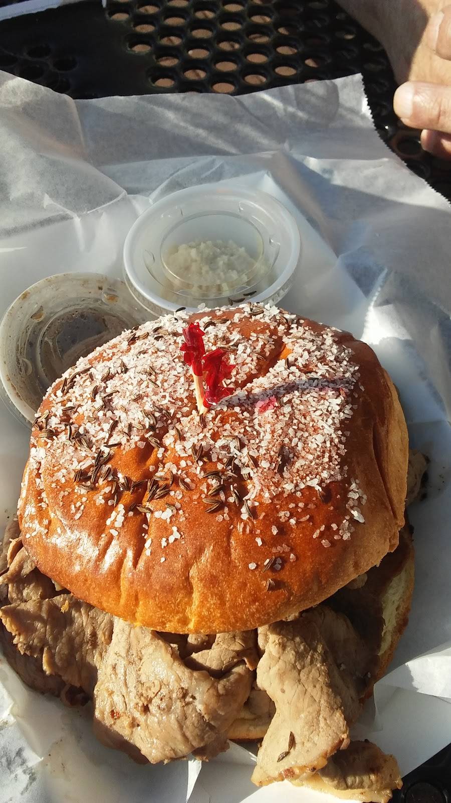 Off The Hook | restaurant | 16 Central Ave, Dunkirk, NY 14048, USA | 7163636010 OR +1 716-363-6010