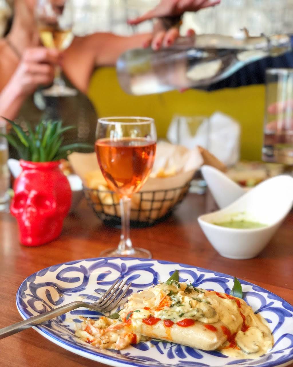 Jose | restaurant | 4931 W Lovers Ln, Dallas, TX 75209, USA | 2148915673 OR +1 214-891-5673