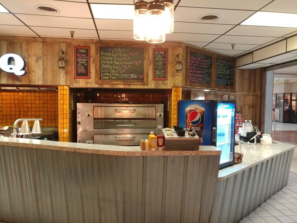 Holy Smokehouse BBQ | restaurant | 3055 Black Gap Rd, Chambersburg, PA 17202, USA | 7172611636 OR +1 717-261-1636