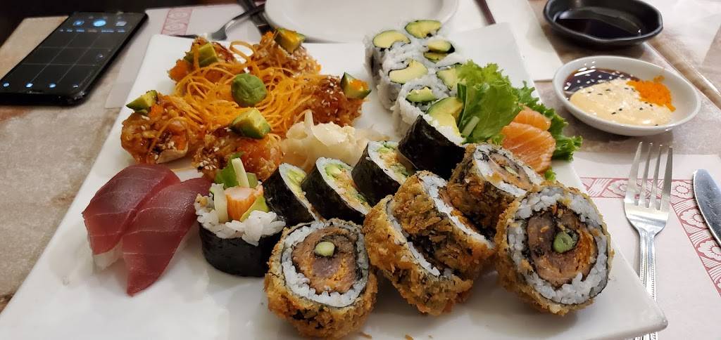 Soba & Sushi Bar | restaurant | 5227 Rue Sherbrooke Ouest, Montréal, QC H4A 1T7, Canada | 5144826883 OR +1 514-482-6883
