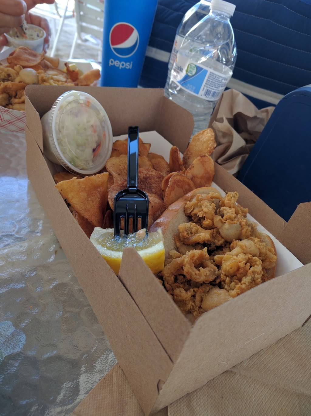 Barnacle Snack Bar | restaurant | 988 Craigville Beach Rd, Centerville, MA 02632, USA | 7744702166 OR +1 774-470-2166