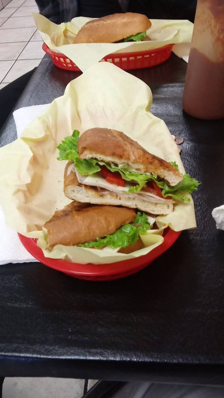 Tortas Oasis Deli | restaurant | 1210 E Plaza Blvd # 404, National City, CA 91950, USA | 6193361562 OR +1 619-336-1562