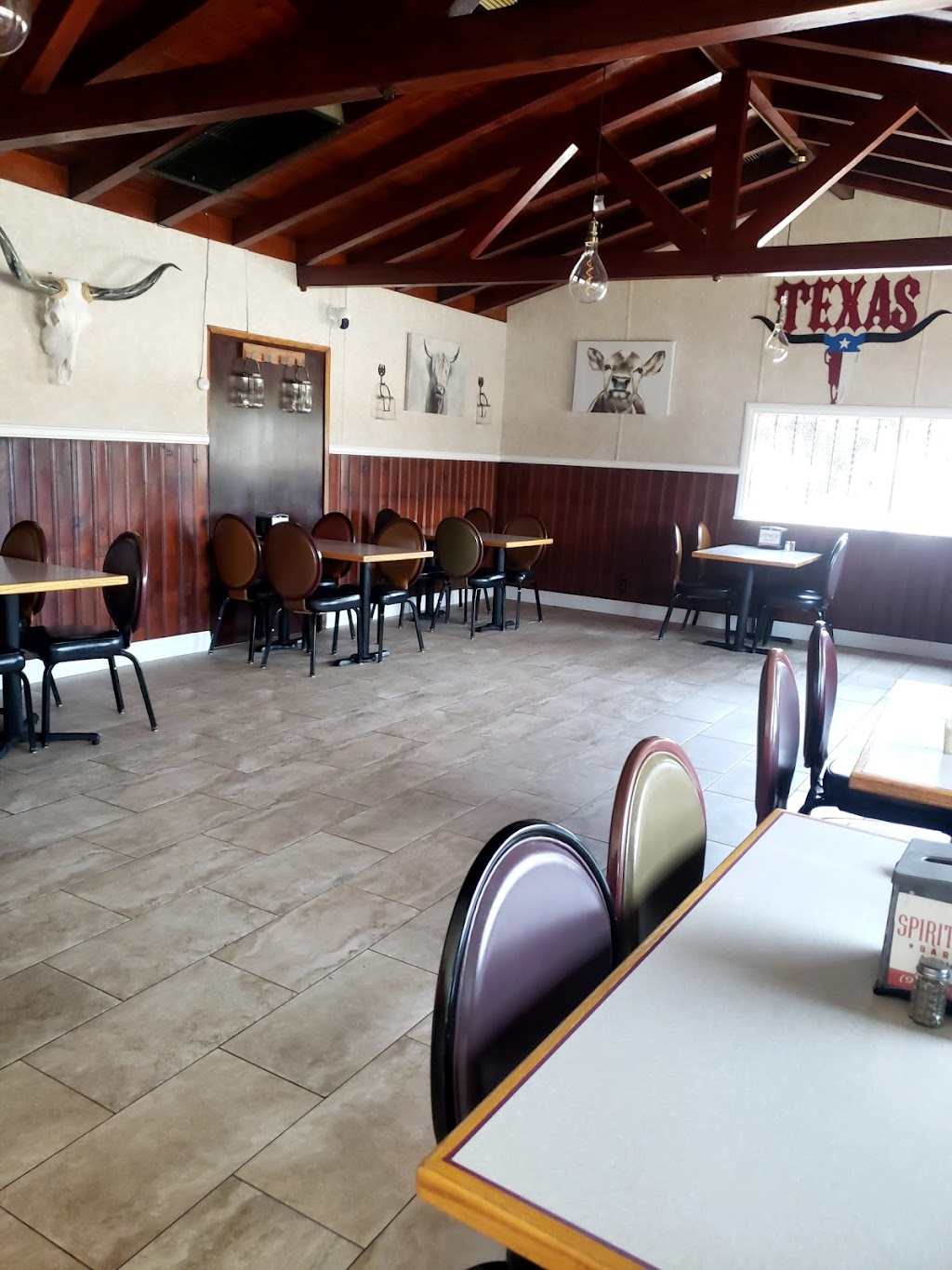 SPIRIT OF TEXAS BBQ | restaurant | 1588 W Highland Ave, San Bernardino, CA 92411, USA | 9094749594 OR +1 909-474-9594