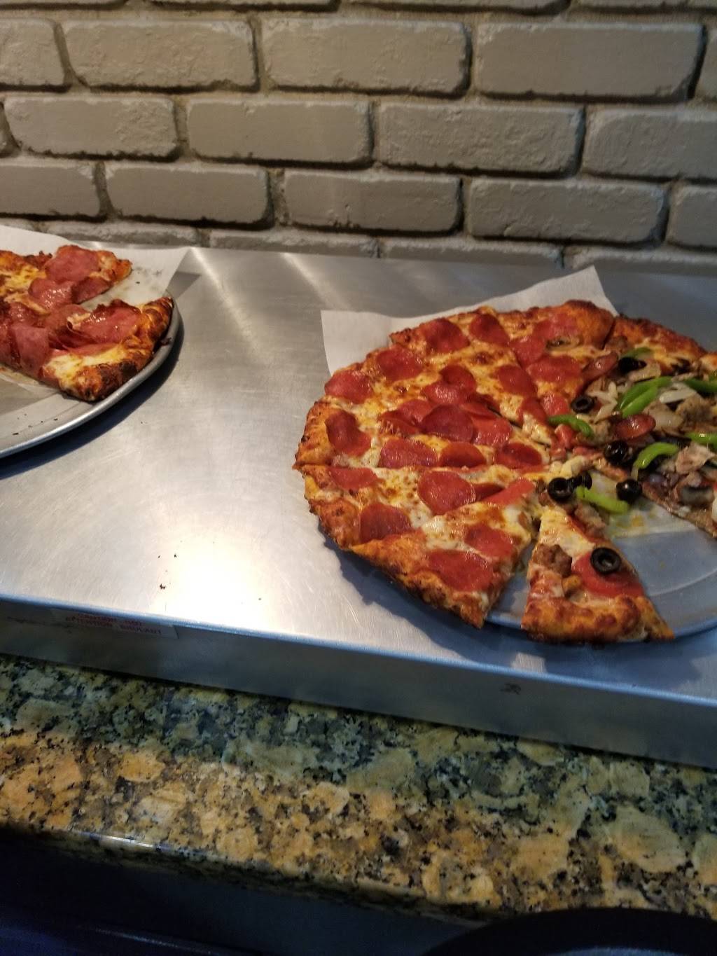 Round Table Pizza | meal delivery | 8035 San Miguel Canyon Rd, Prunedale, CA 93907, USA | 8316635500 OR +1 831-663-5500