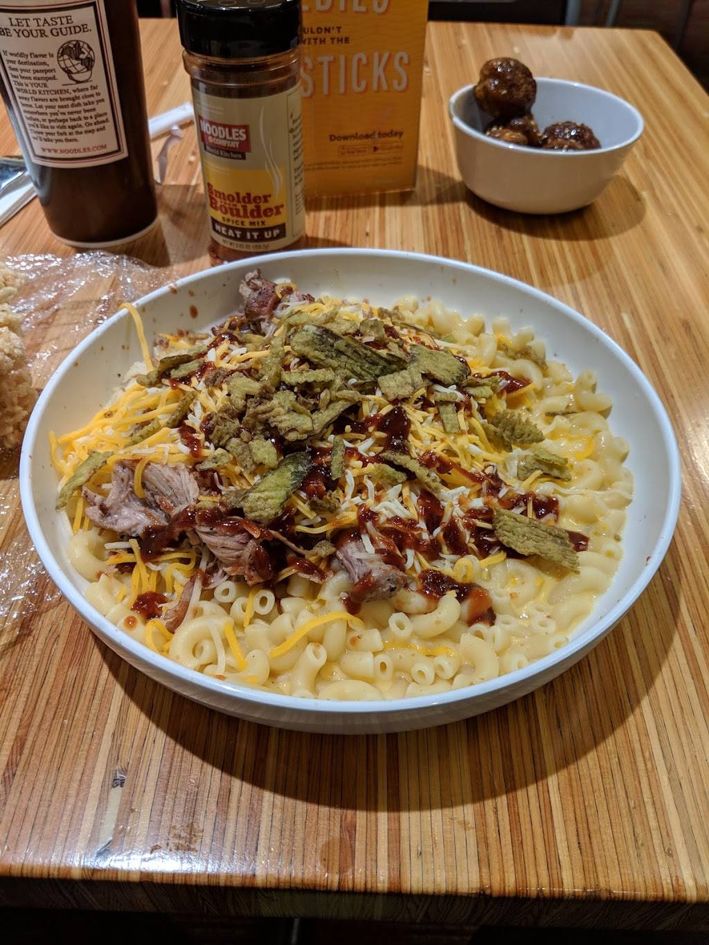 Noodles and Company | restaurant | 8781 N Port Washington Rd, Milwaukee, WI 53217, USA | 4145406601 OR +1 414-540-6601