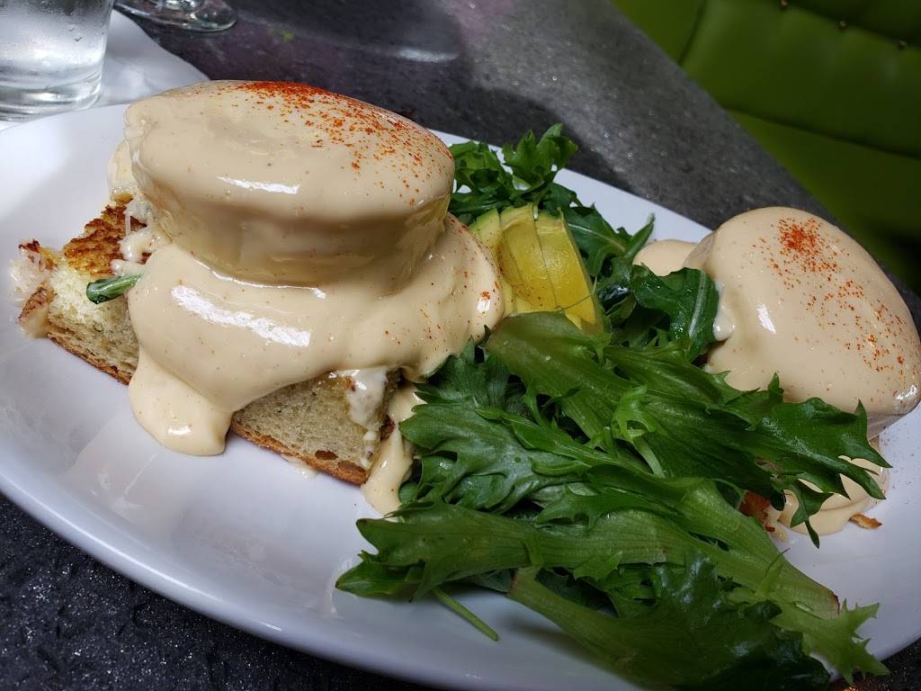 La Salles | restaurant | 229 Broadway St, Chico, CA 95928, USA | 5304877207 OR +1 530-487-7207