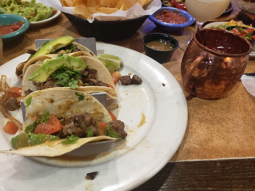 Plaza Restaurant & Bar | restaurant | 2101 S Soncy Rd, Amarillo, TX 79124, USA | 8063584897 OR +1 806-358-4897