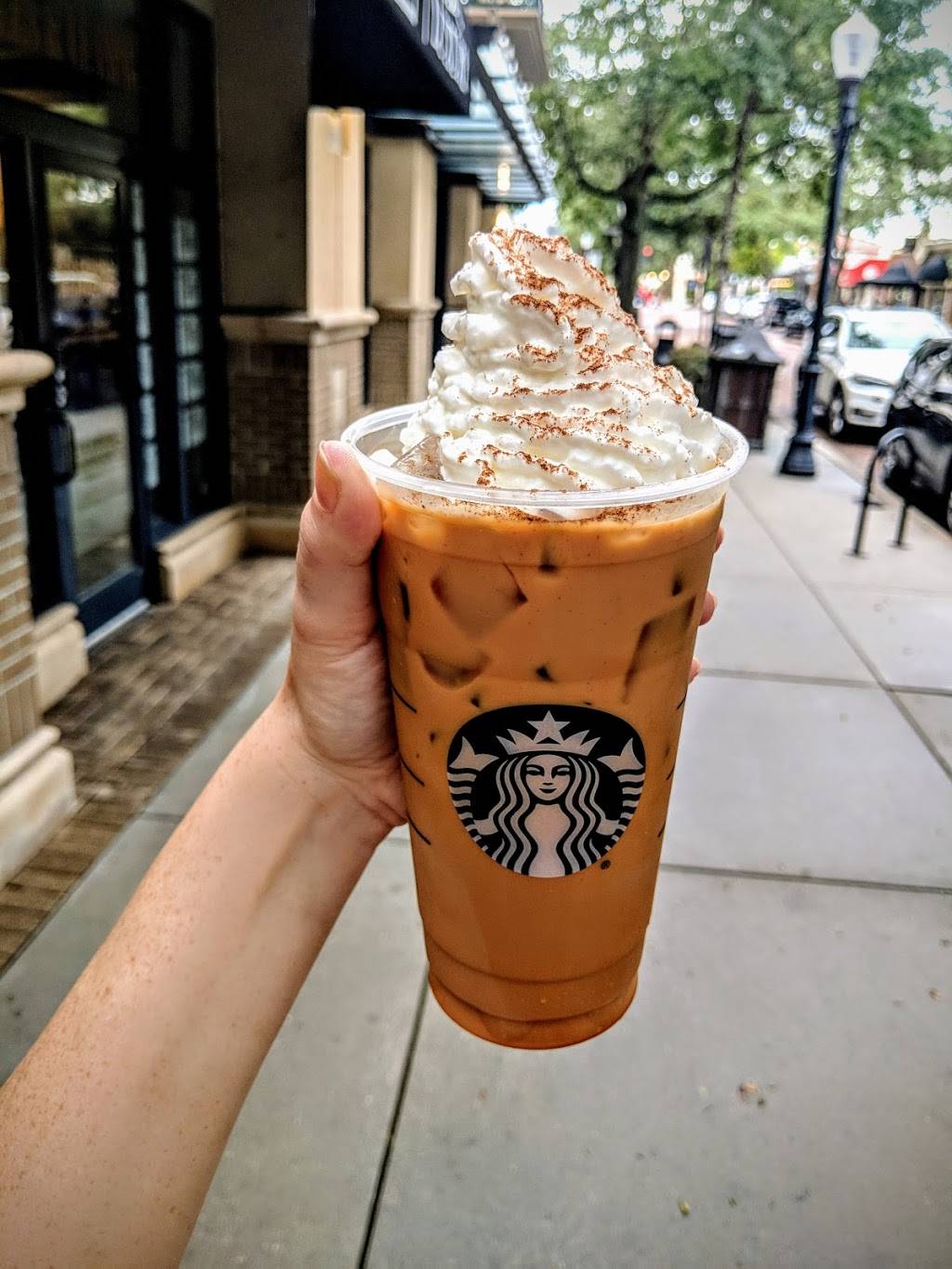 Starbucks | cafe | 400 S Park Ave, Winter Park, FL 32789, USA | 4075994126 OR +1 407-599-4126