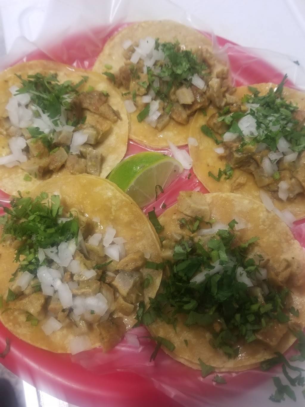 La Feria Del Taco | restaurant | 5723 San Pedro Ave, San Antonio, TX 78212, USA | 2106652051 OR +1 210-665-2051