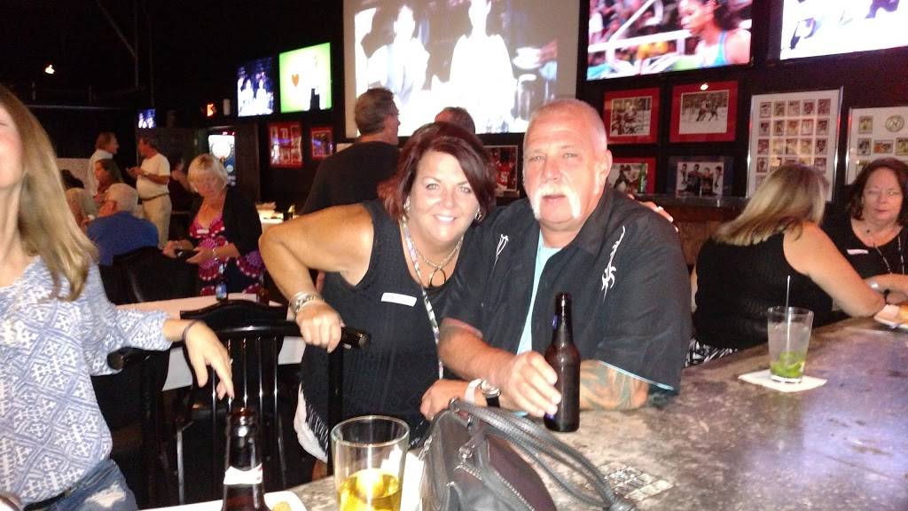 Ciccarellis Sports Bar Theater | restaurant | 46793 Hayes Rd, Shelby Charter Twp, MI 48315, USA | 5862472223 OR +1 586-247-2223