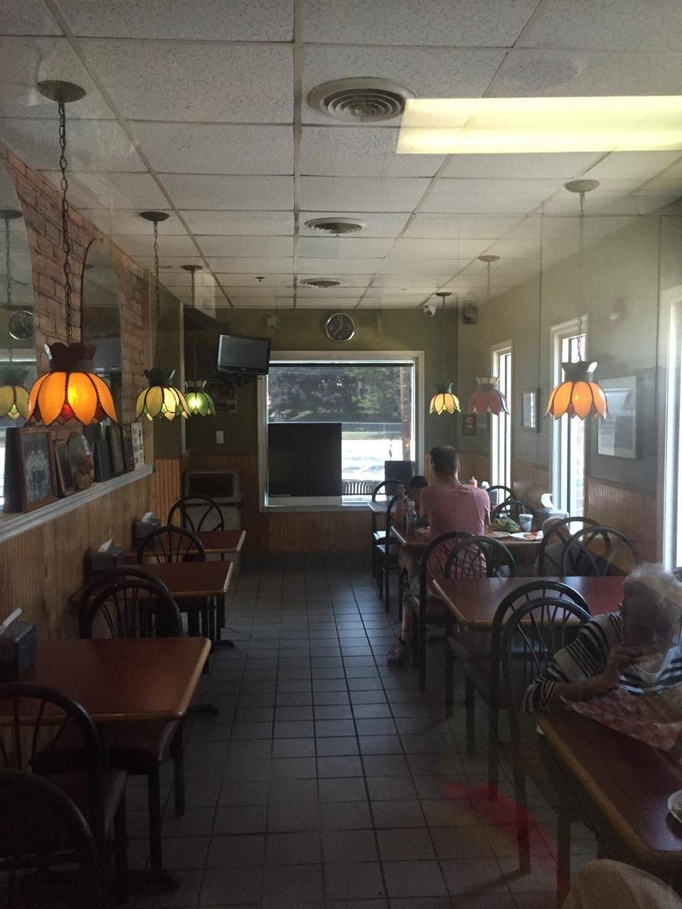 Sciarrinos Pizzeria | restaurant | 2527, 19 N Brookside Rd, Springfield, PA 19064, USA | 6105438400 OR +1 610-543-8400