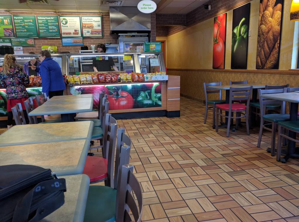 Subway | restaurant | 1295 Toronto Rd, Springfield, IL 62712, USA | 2175851355 OR +1 217-585-1355