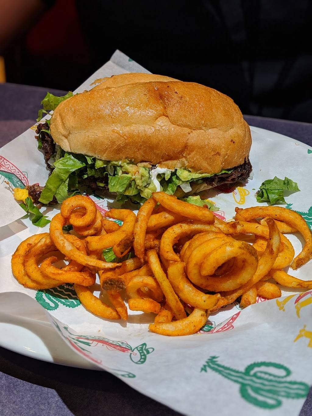 Mias Mexican Grill | restaurant | 11739 Bandera Rd, San Antonio, TX 78250, USA | 2106804478 OR +1 210-680-4478