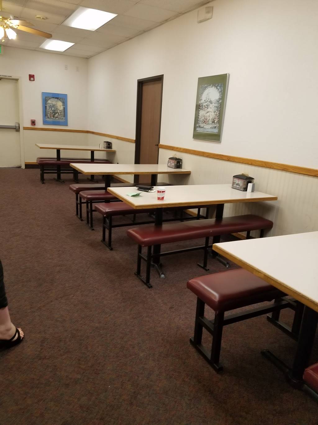 Round Table Pizza | meal delivery | 8755 Sierra College Blvd, Roseville, CA 95661, USA | 9167917288 OR +1 916-791-7288