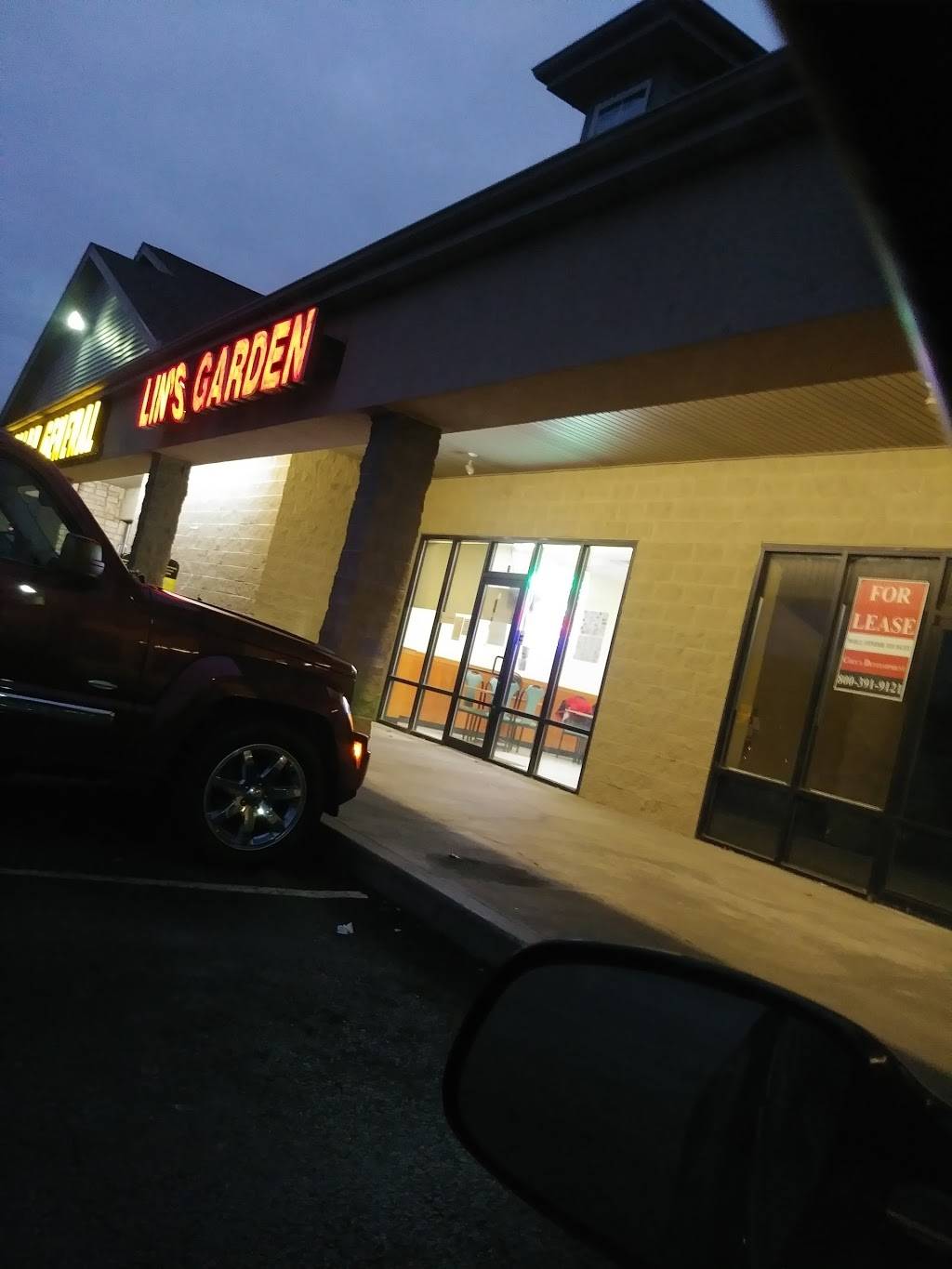 Lins Garden | restaurant | 9065 Springfield Rd Suite B, Youngstown, OH 44514, USA | 3305499070 OR +1 330-549-9070