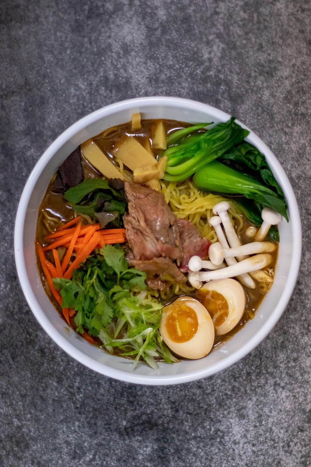 86 Forks Bar + Table | restaurant | 11b Palafox Pl, Pensacola, FL 32502, USA | 8506077336 OR +1 850-607-7336