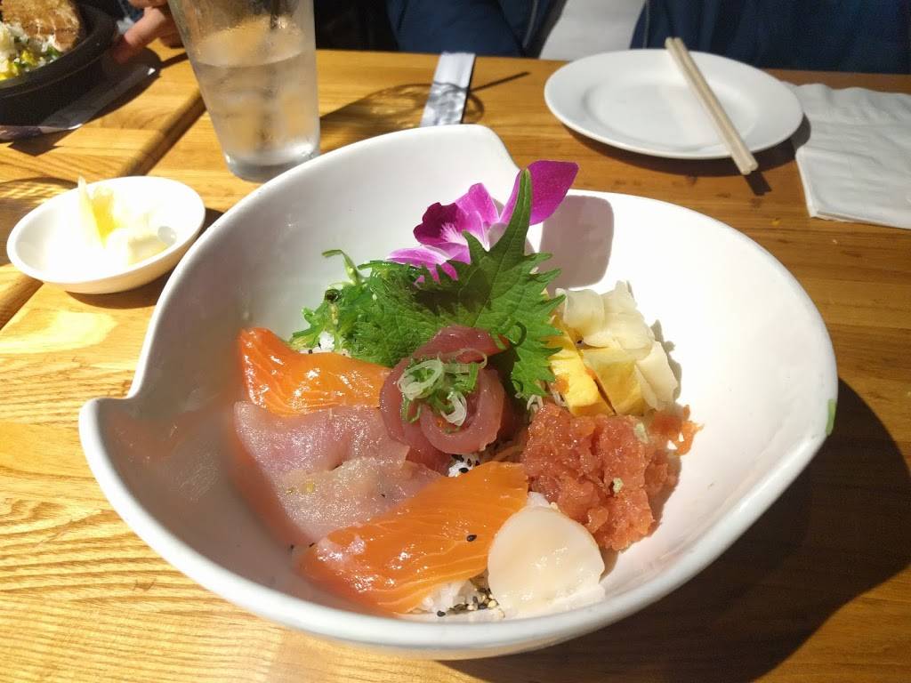 Hana Zen | restaurant | Pier 39 M209 Beach St, San Francisco, CA 94133, USA | 4154218822 OR +1 415-421-8822