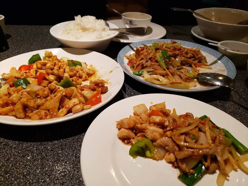 Panda Garden Restaurant | restaurant | 5500 Olympic Dr #104, Gig Harbor, WA 98335, USA | 2538582199 OR +1 253-858-2199