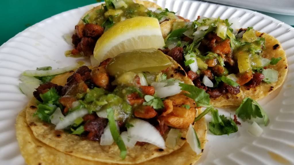 Deliciosos Tacos Castroville | restaurant | 11576 Merritt St, Castroville, CA 95012, USA | 8316320386 OR +1 831-632-0386