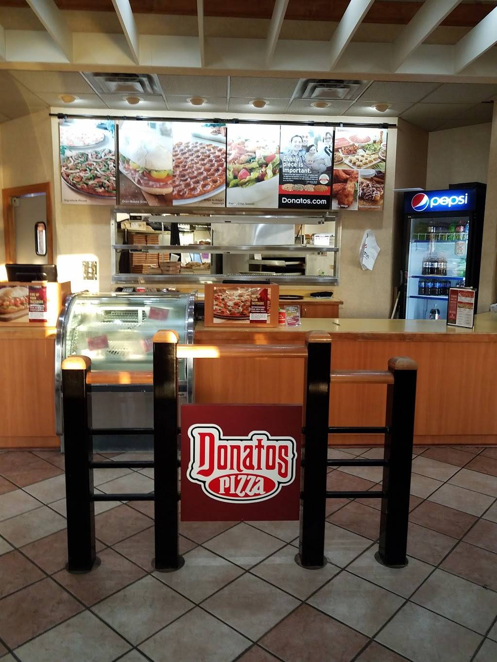 Donatos Pizza | restaurant | 10919 E Washington St, Indianapolis, IN 46229, USA | 3178904000 OR +1 317-890-4000
