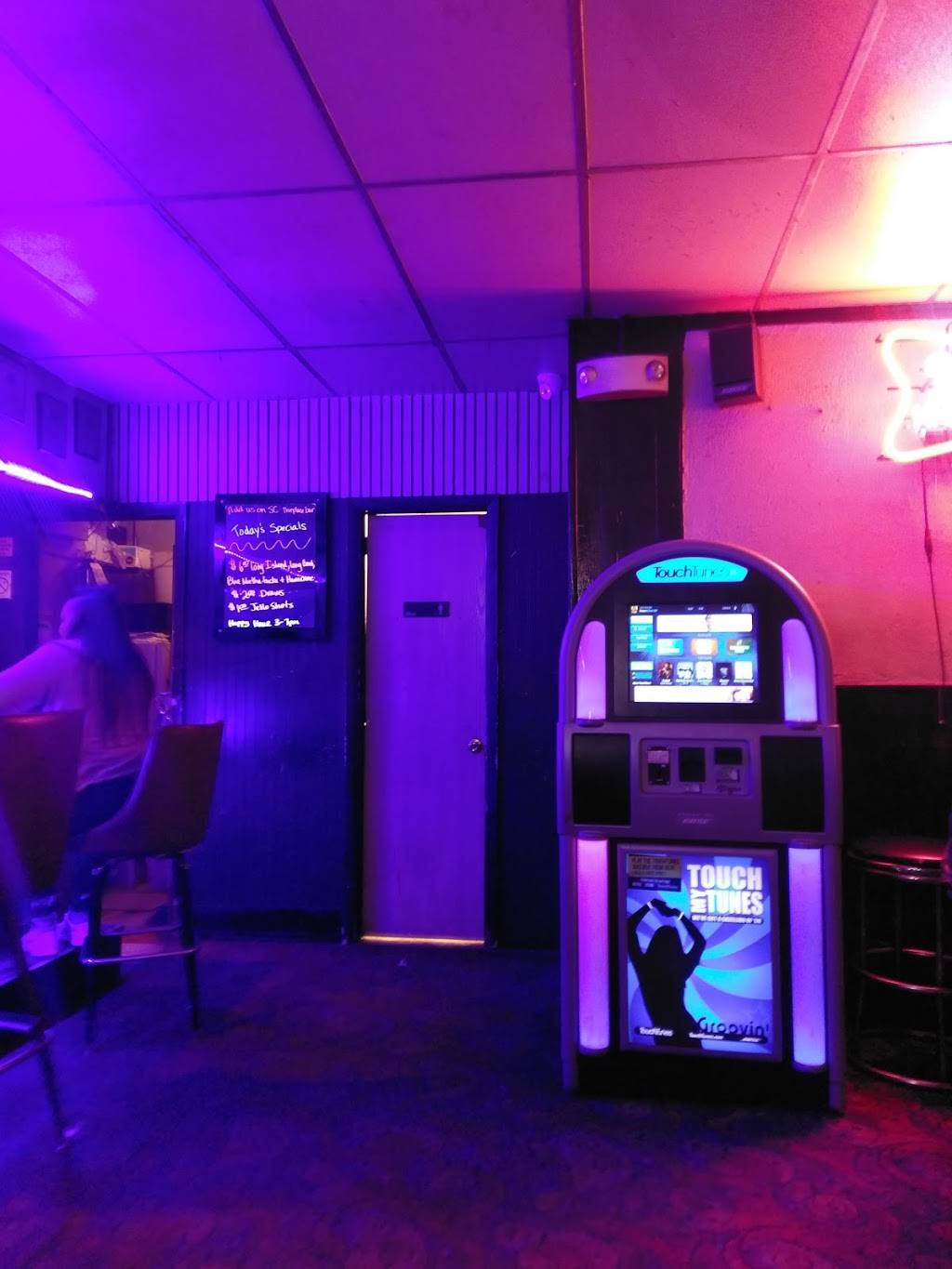 The Place | restaurant | 4859 E Harry St, Wichita, KS 67218, USA | 3166810054 OR +1 316-681-0054