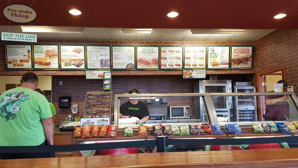 Subway | restaurant | 302 Pearman Dairy Rd, Anderson, SC 29625, USA | 8642317821 OR +1 864-231-7821