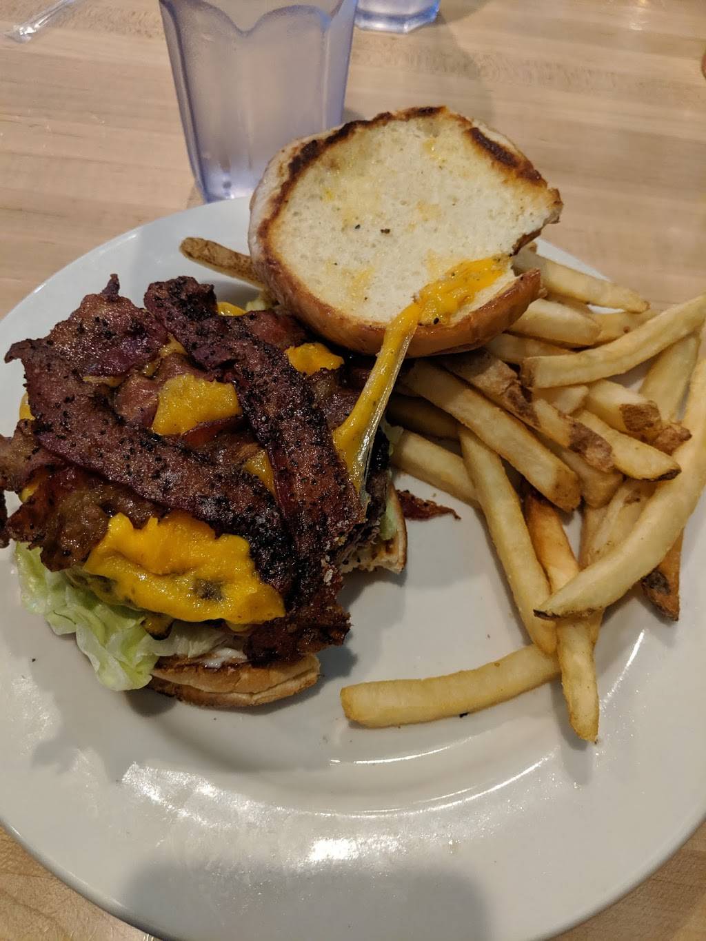 Old Chicago | restaurant | 2155 Prairie Center Pkwy, Brighton, CO 80601, USA | 7204457870 OR +1 720-445-7870