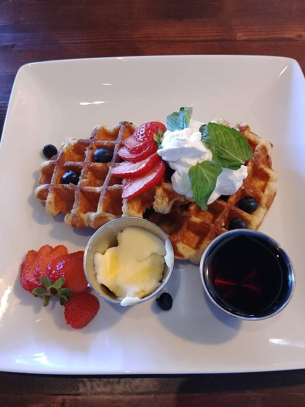 Brick’s Pub | restaurant | 1807 W Slaughter Ln #100, Austin, TX 78748, USA | 5124945239 OR +1 512-494-5239