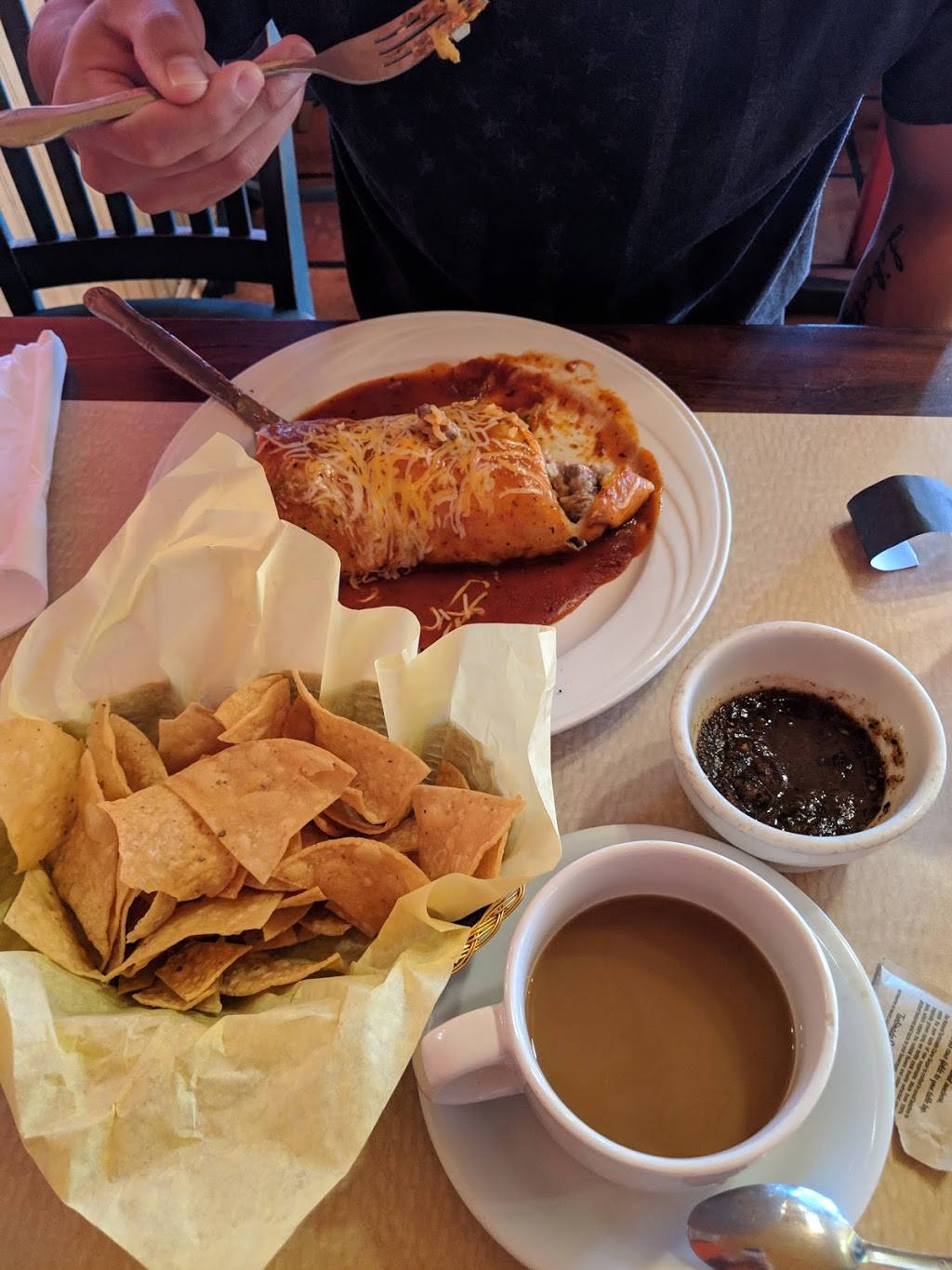 Taco Adobe | restaurant | 121 N Lemon St, Orange, CA 92866, USA | 7146280633 OR +1 714-628-0633