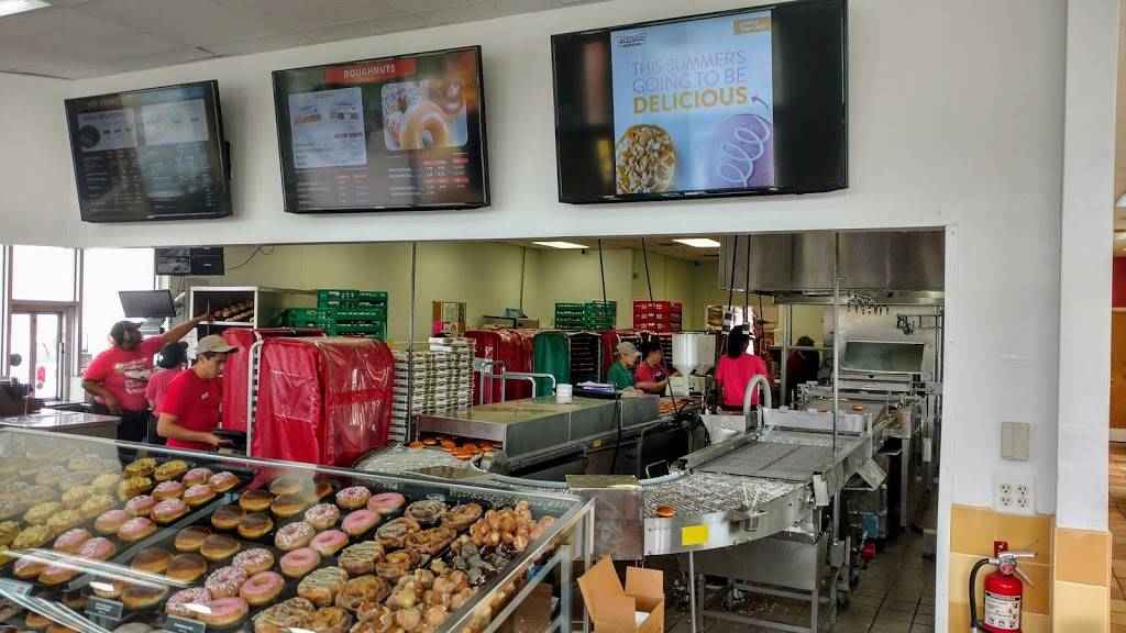 Krispy Kreme | bakery | 5310 W Irlo Bronson Memorial Hwy, Kissimmee, FL 34746, USA | 4073908133 OR +1 407-390-8133