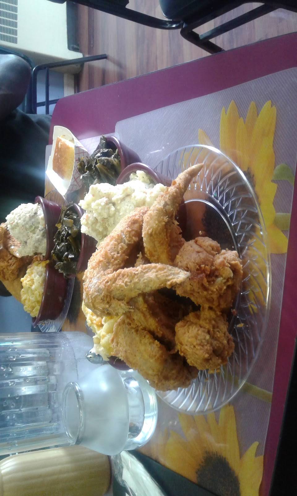 Chef Kens | restaurant | 7135 Germantown Ave, Philadelphia, PA 19119, USA | 2157138899 OR +1 215-713-8899