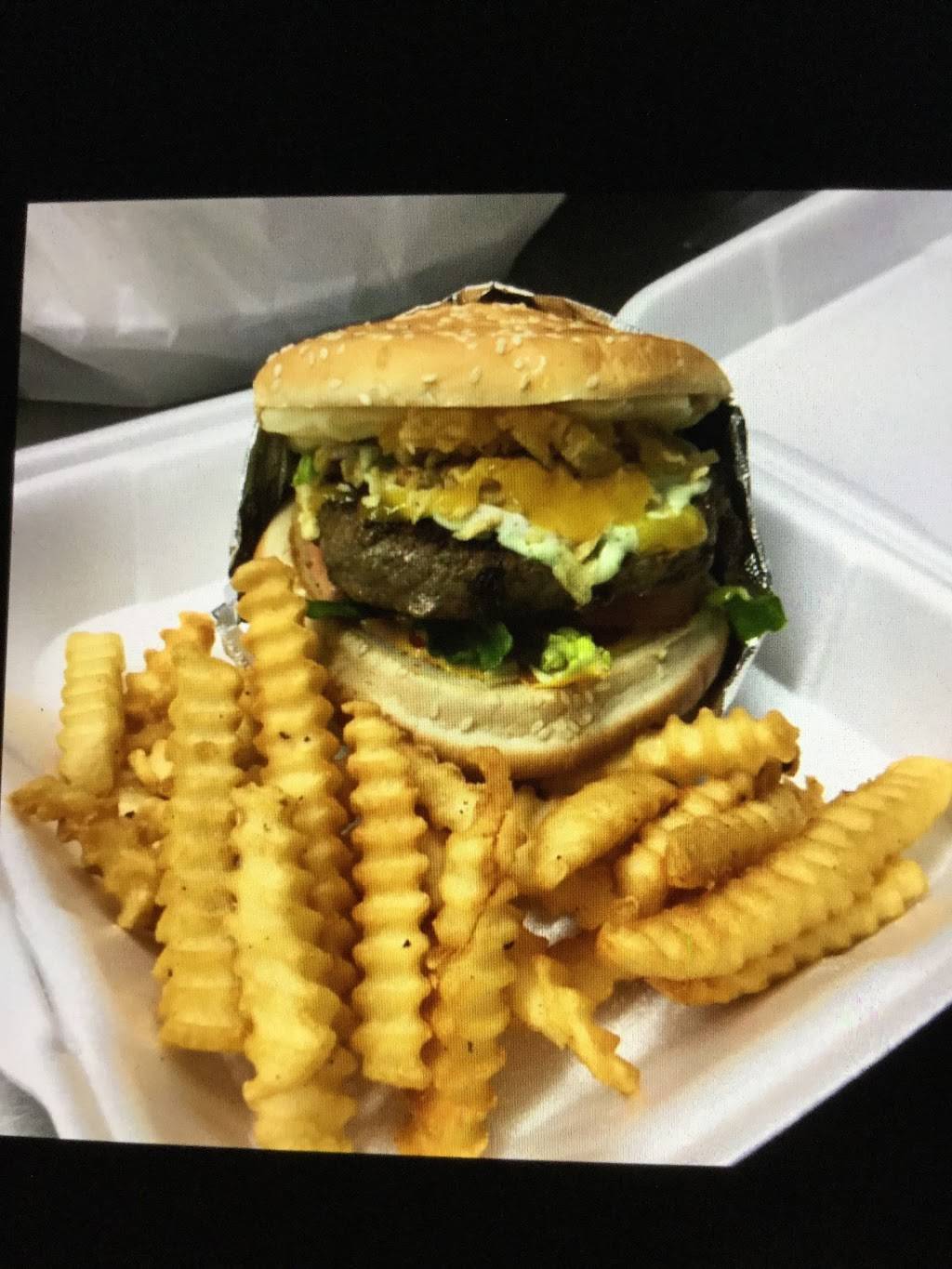 El Chuzo Colombian fast food | restaurant | 22339 SW 112th Ave, Miami, FL 33170, USA | 7863463039 OR +1 786-346-3039