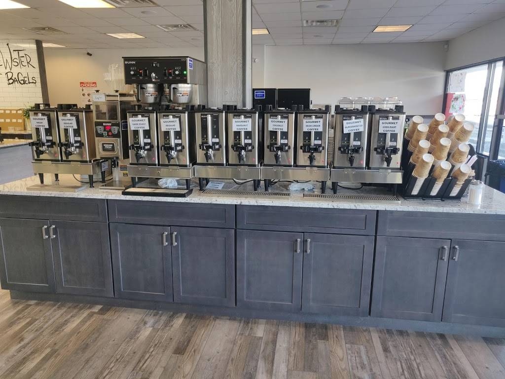 Brewster Hot Bagels | restaurant | 2505 Carmel Ave, Brewster, NY 10509, USA | 8453631386 OR +1 845-363-1386