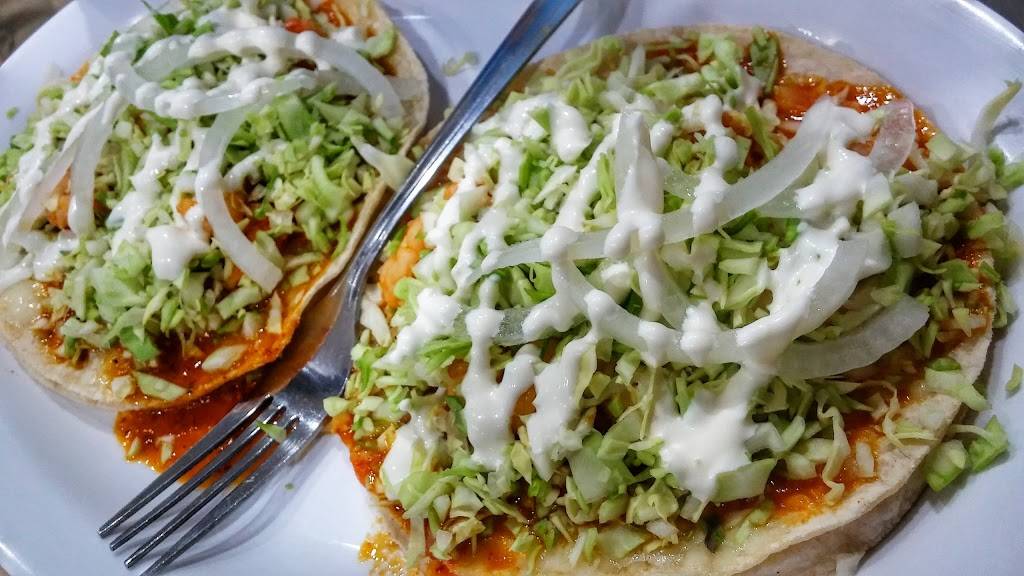 Mariscos El Perihuete | restaurant | 4136 Peck Rd, El Monte, CA 91732, USA | 6264428920 OR +1 626-442-8920