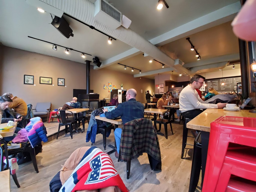 Crescendo Espresso Bar + Music Cafe | cafe | 1859 Monroe St, Madison, WI 53711, USA | 6082847908 OR +1 608-284-7908