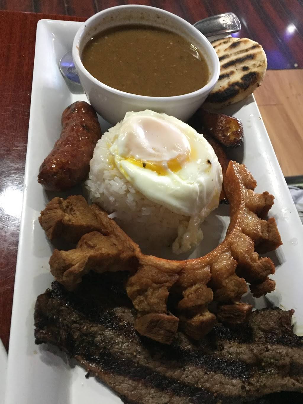 Tardes Caleñas Bar Restaurant | restaurant | 2025 Hollywood Blvd, Hollywood, FL 33020, USA | 9543917542 OR +1 954-391-7542