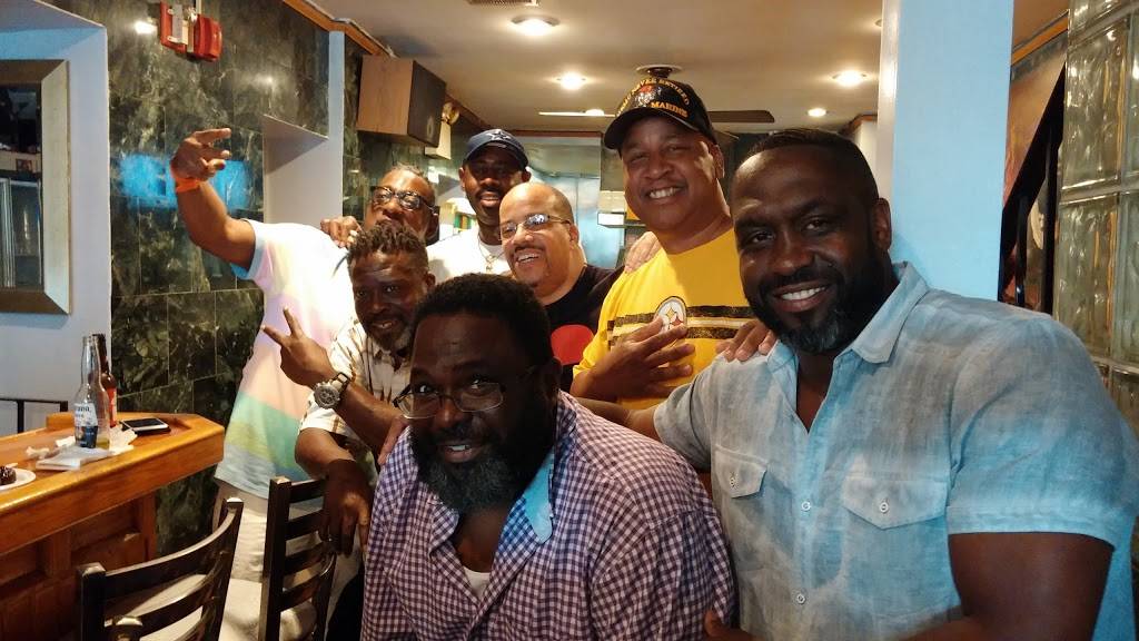 Cafe Breezes | restaurant | 5131 W Columbia Ave, Philadelphia, PA 19131, USA | 2154771266 OR +1 215-477-1266