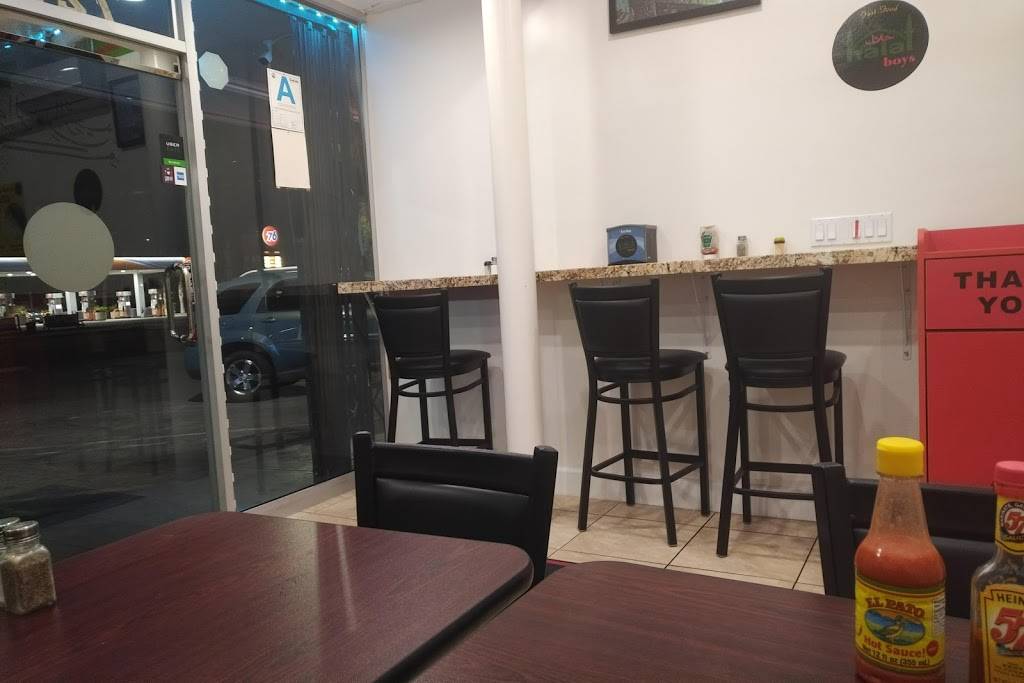 Halal Boys | restaurant | 7221 Tampa Ave, Reseda, CA 91335, USA | 8183411946 OR +1 818-341-1946