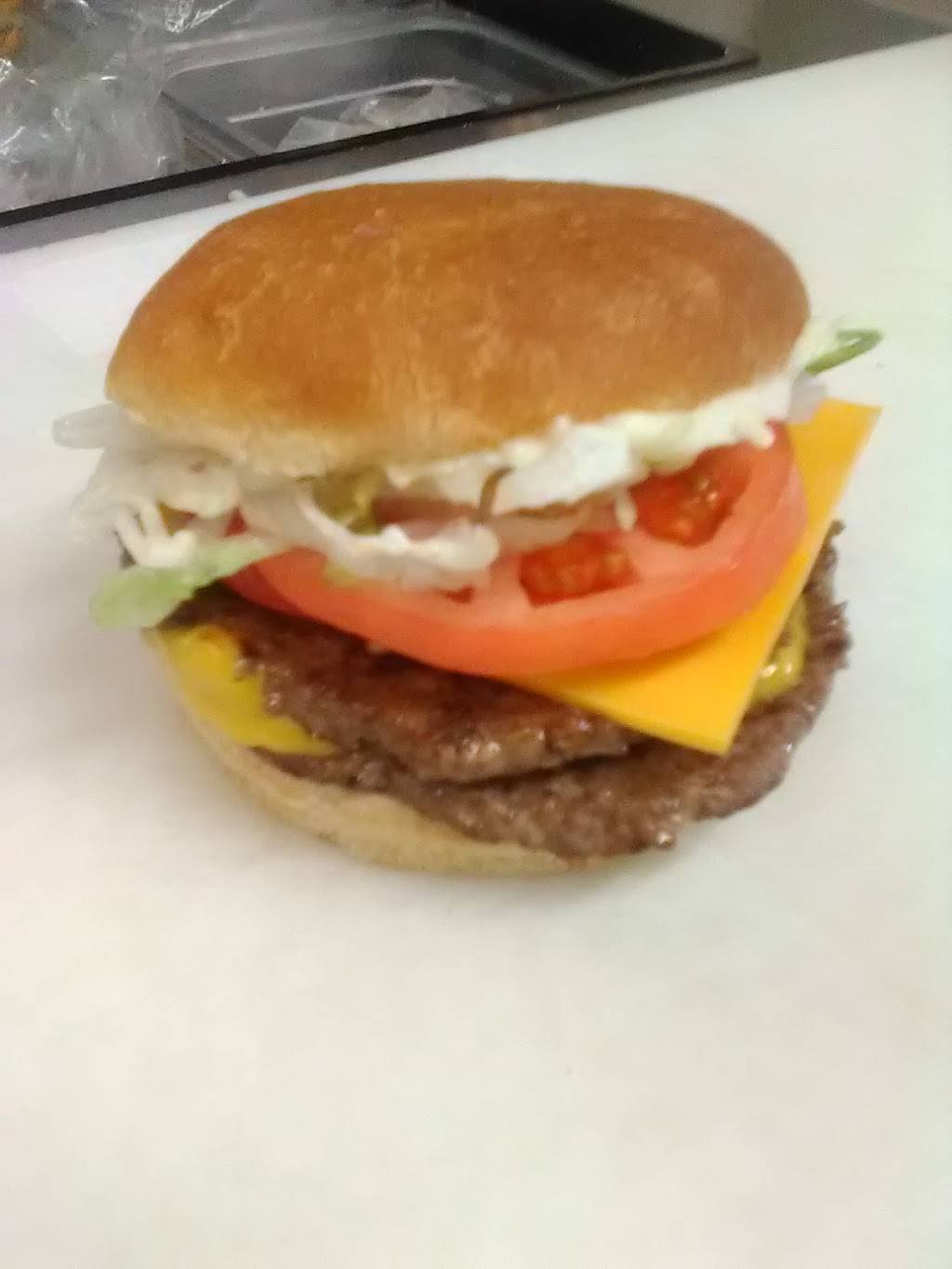 Rockford Ridge | restaurant | 2200 N Ewing St, Seymour, IN 47274, USA | 8125221396 OR +1 812-522-1396