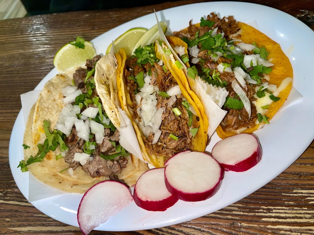 Tlaxcalita La Bella | restaurant | 104-22 Jamaica Ave, Queens, NY 11418, USA | 3479607089 OR +1 347-960-7089