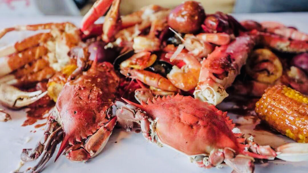 SAT Asian Seafood Restaurant & Bar | restaurant | 6000 I-35, San Antonio, TX 78218, USA | 2104657356 OR +1 210-465-7356