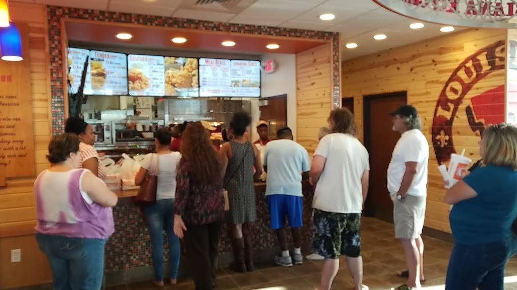 Popeyes Louisiana Kitchen | restaurant | 2709 US Hwy 27 S, Sebring, FL 33870, USA | 8636584868 OR +1 863-658-4868