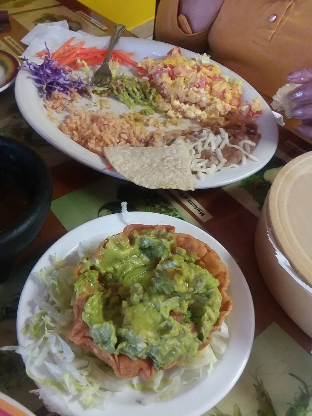 Vaqueros | restaurant | 107 Grand Ave, Northlake, IL 60164, USA | 8474511016 OR +1 847-451-1016