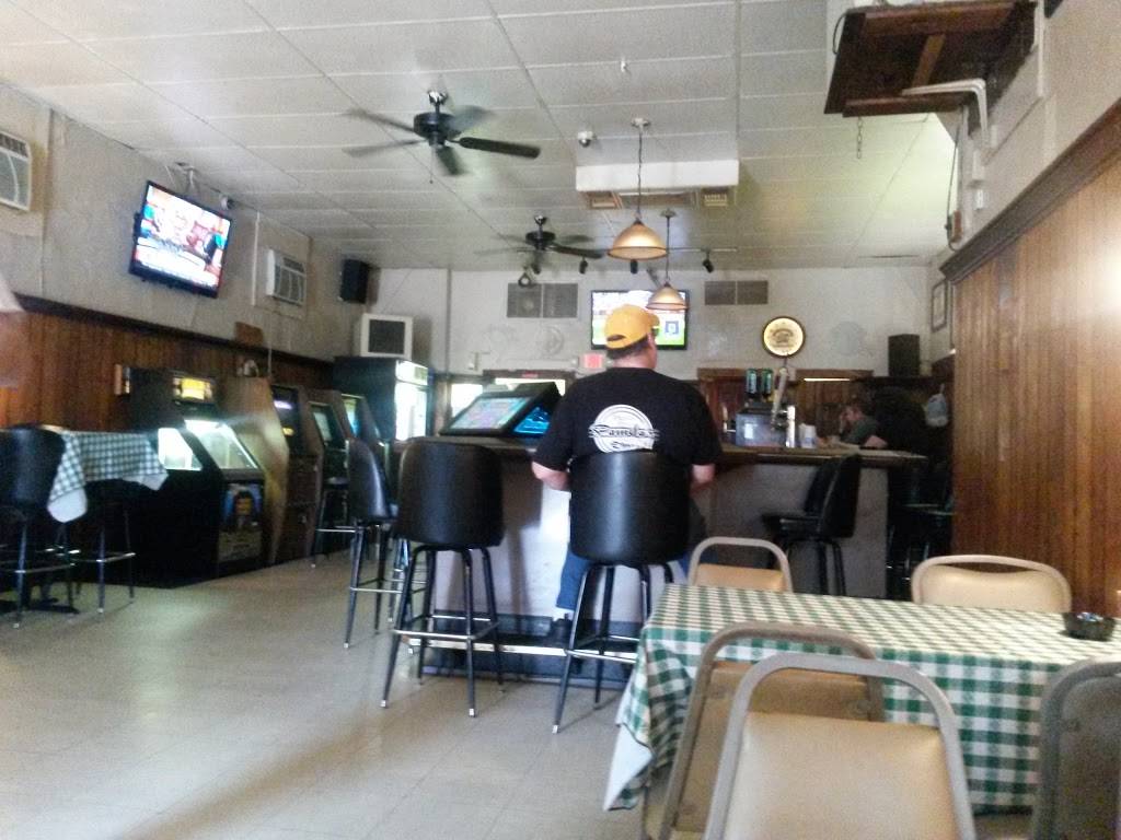 Yesterdays Bar & Grill | restaurant | 501 Greenfield Ave, Pittsburgh, PA 15207, USA | 4124229800 OR +1 412-422-9800