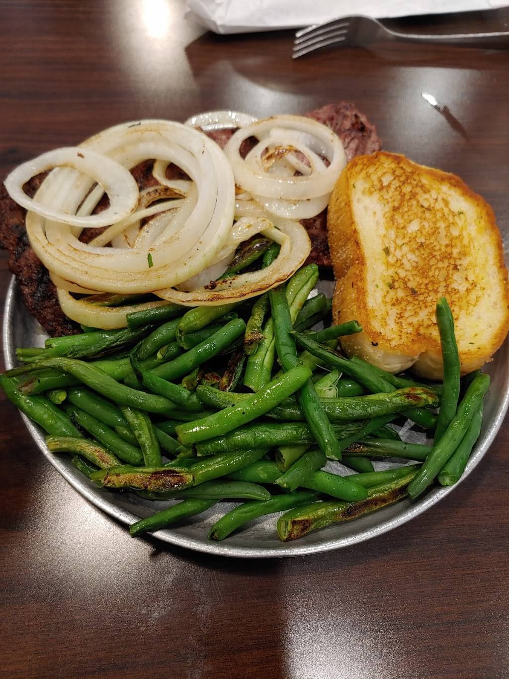 Iron Skillet Restaurant | restaurant | 6595 N Hollywood Blvd, Las Vegas, NV 89115, USA | 7026322640 OR +1 702-632-2640