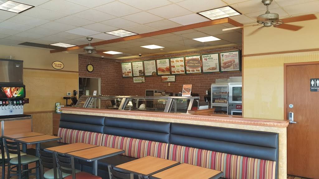 Subway | meal takeaway | 1212 SE Powell Blvd Suite A, Portland, OR 97202, USA | 5032302003 OR +1 503-230-2003