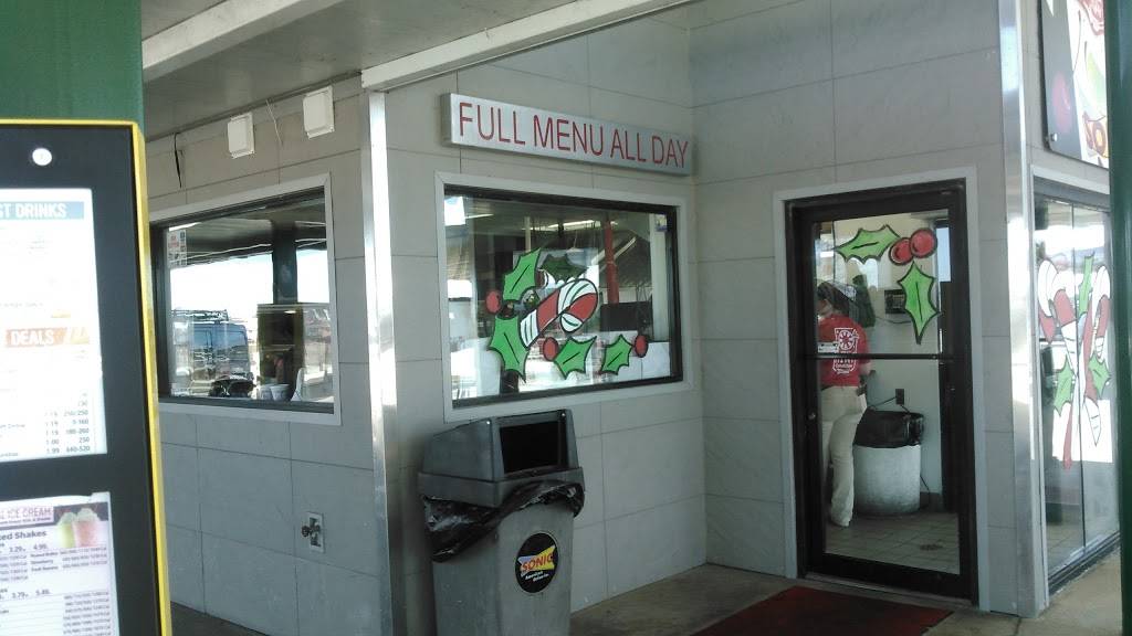 Sonic Drive-In | restaurant | 1312 N Brazos St, Whitney, TX 76692, USA | 2546949000 OR +1 254-694-9000