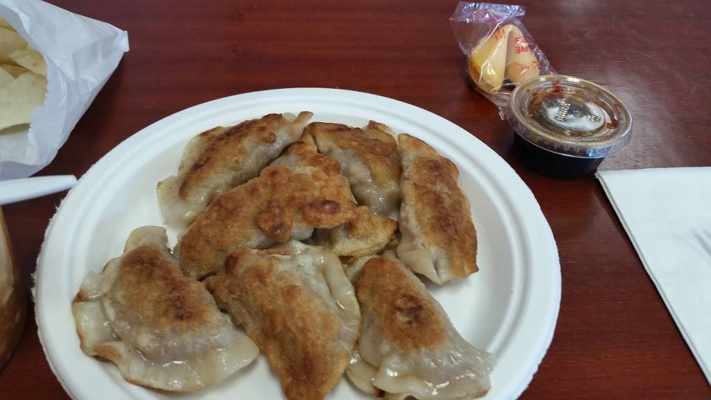 Hot Wok | restaurant | 655 W Warner Rd # 117, Tempe, AZ 85284, USA | 4805929328 OR +1 480-592-9328