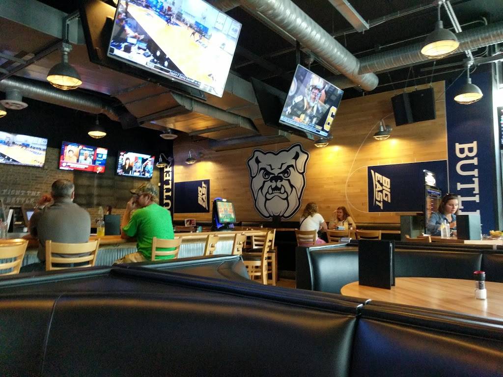 Scottys Dawghouse | restaurant | 4702 Sunset Ave #100, Indianapolis, IN 46208, USA | 3176614305 OR +1 317-661-4305